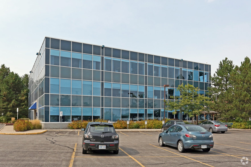 2283 St Laurent Blvd, Ottawa, ON for sale - Building Photo - Image 2 of 28