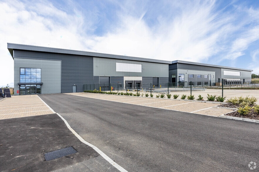 Rosalind Franklin Way, Bowburn to rent - Building Photo - Image 3 of 26