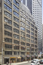 315-321 W 39th St, New York, NY for rent Building Photo- Image 1 of 6