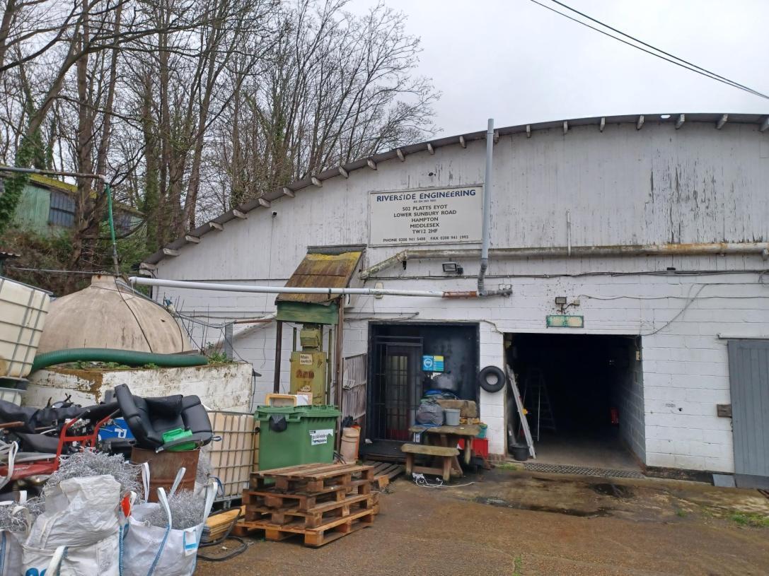Platts Eyot, Hampton to rent Building Photo- Image 1 of 1
