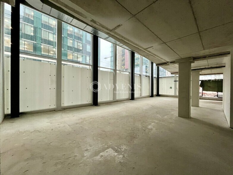 2026 Boulevard De La Défense, Nanterre to rent - Building Photo - Image 3 of 12