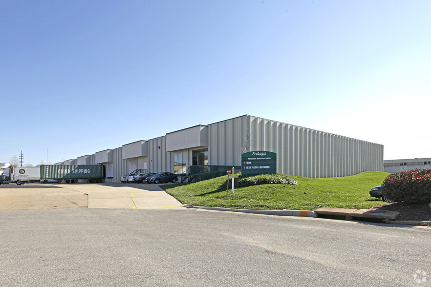 11608-11628 Fairgrove Industrial Dr, Maryland Heights, MO for rent - Primary Photo - Image 1 of 5