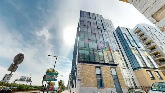 Office in Lyon to rent Building Photo- Image 1 of 46