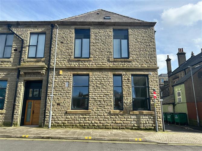 Lord St, Rossendale for rent - Building Photo - Image 1 of 5