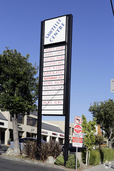 2121 Sawtelle Blvd, Los Angeles, CA for rent - Building Photo - Image 3 of 8