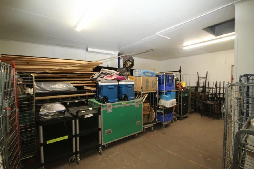 Mount Pleasant, Wembley for sale - Building Photo - Image 3 of 14