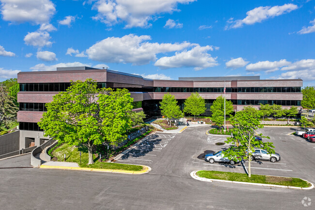 More details for 7500 Olson Memorial Hwy, Golden Valley, MN - Office for Rent