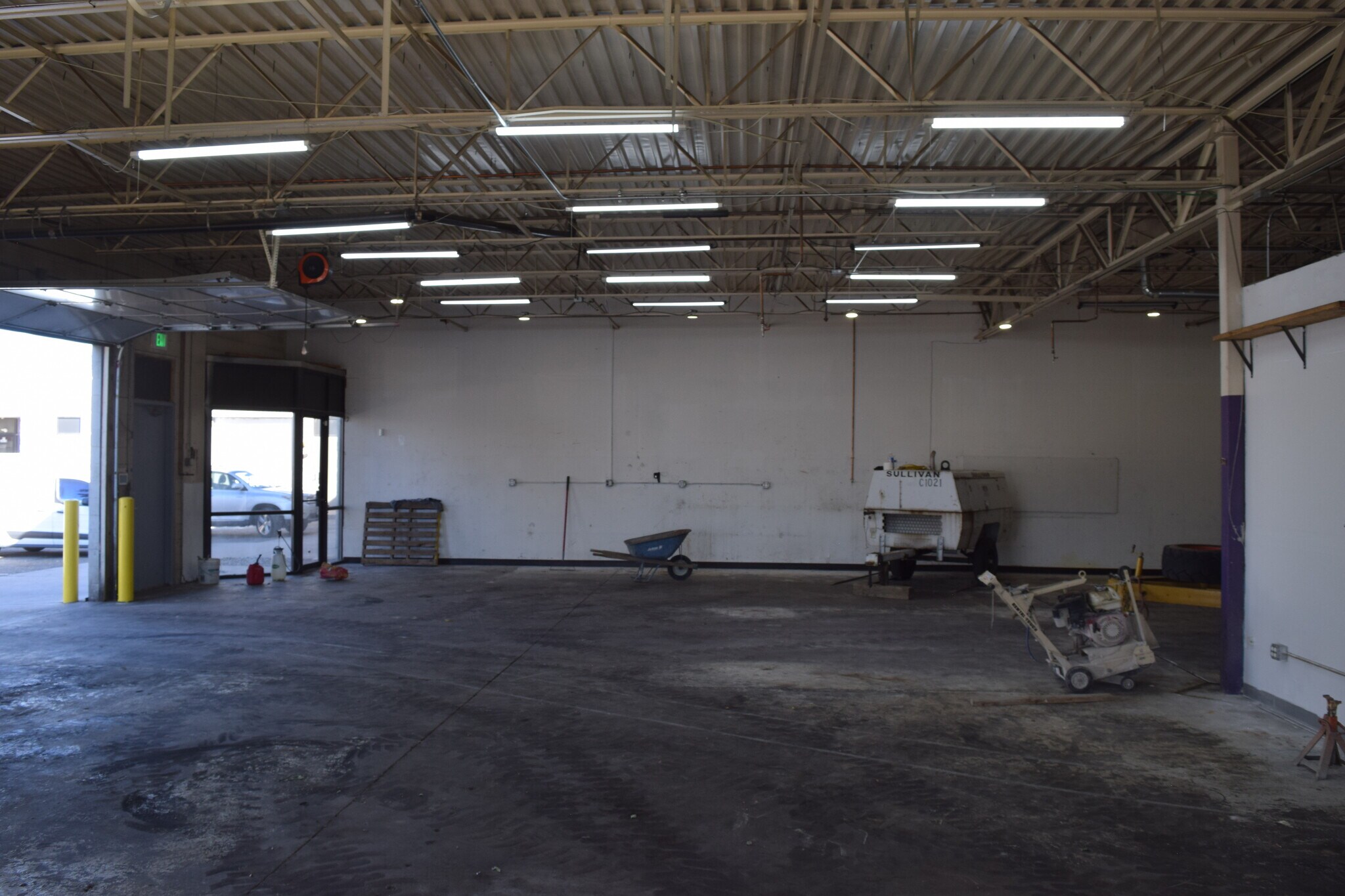 1015 W Evans Ave, Denver, CO to rent Interior Photo- Image 1 of 6