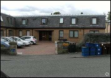 4 Livilands Ln, Stirling for sale Primary Photo- Image 1 of 1