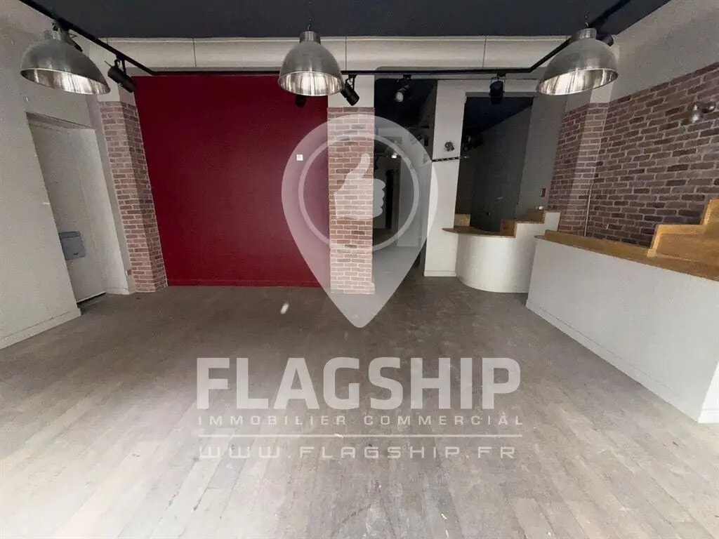 Location Commerce 115 m² - Photo 1