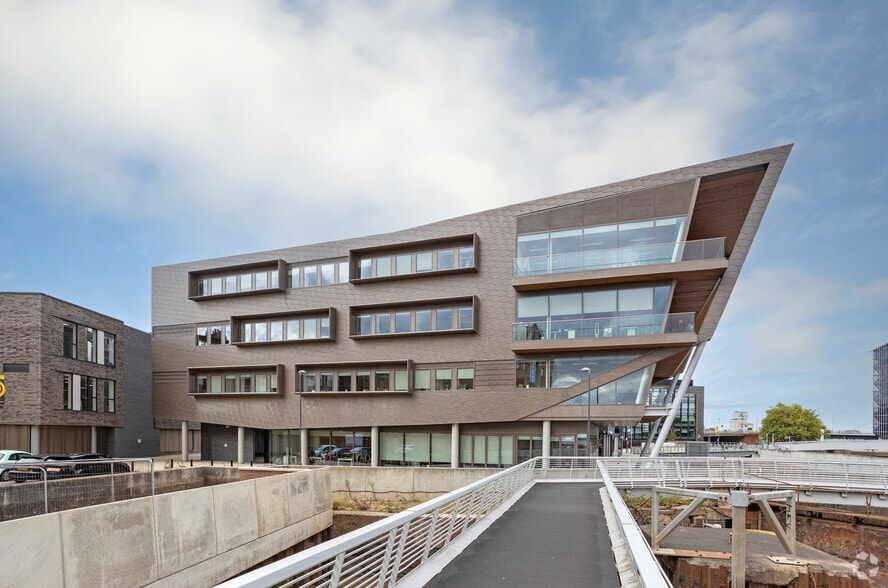 Fruit Mark, Hull to rent - Building Photo - Image 2 of 2