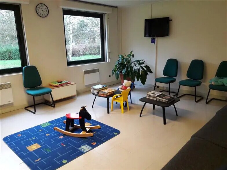 Office in Lognes to rent - Interior Photo - Image 2 of 5