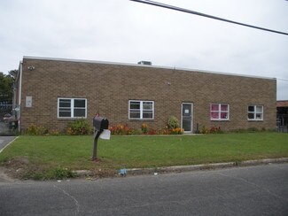 More details for 127 Cabot St, West Babylon, NY - Industrial for Rent