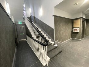 33-39 Grey St, Newcastle Upon Tyne to rent Interior Photo- Image 1 of 2