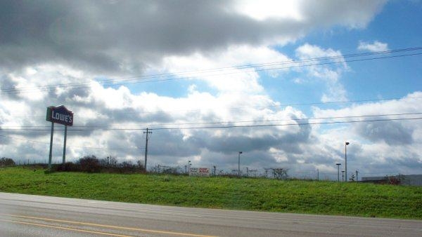 E Maple Leaf Rd, Maysville, KY for sale - Primary Photo - Image 2 of 2