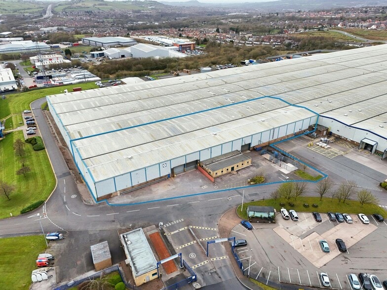 Walker Industrial Estate, Walker Rd, Blackburn to rent - Building Photo - Image 2 of 28