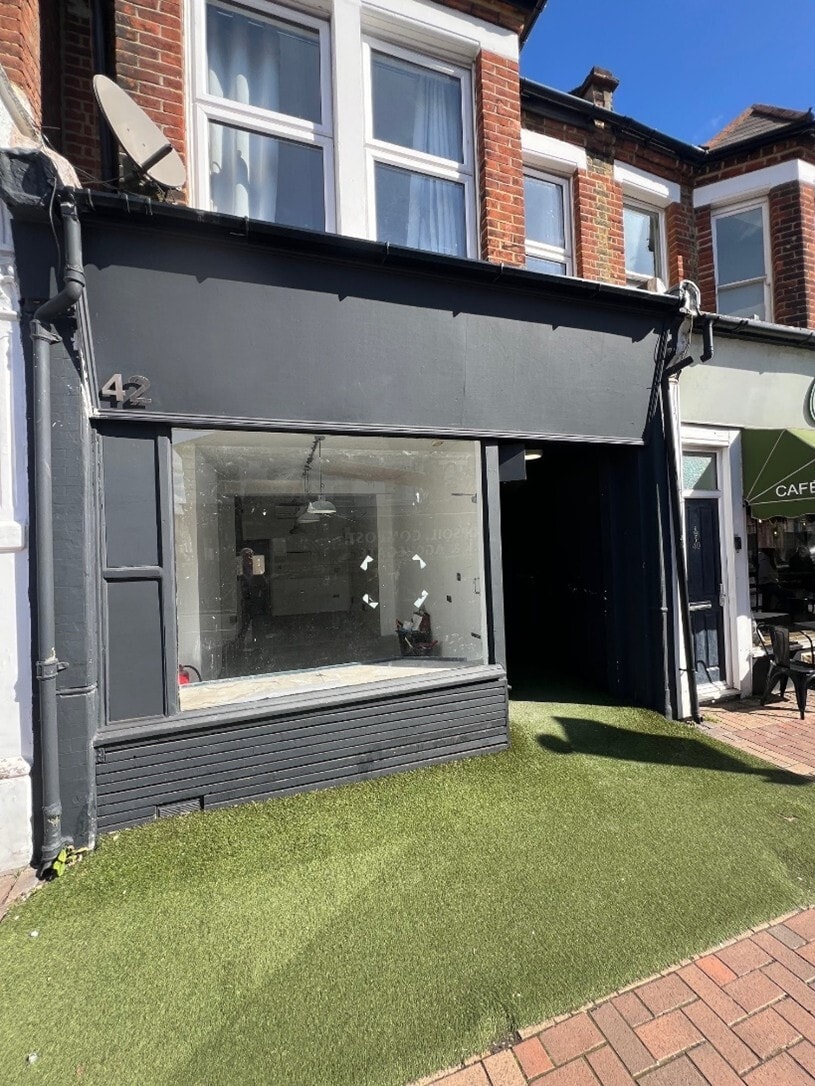 42-42A Lower Richmond Rd, London to rent Building Photo- Image 1 of 3