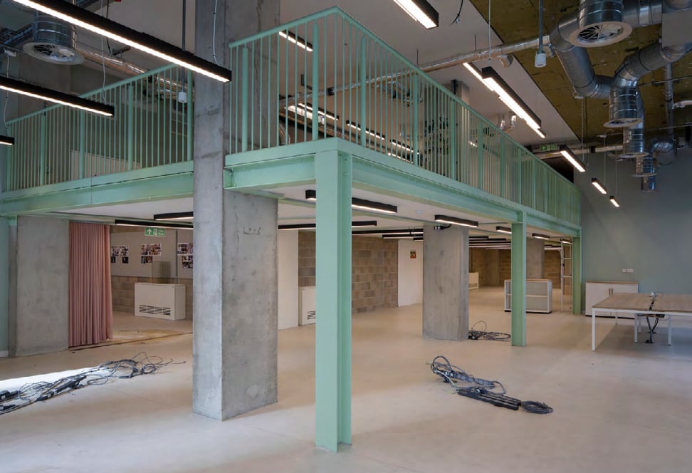 2 Clipstone Mews, London to rent Interior Photo- Image 1 of 2