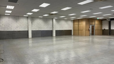 209 Bury New Rd, Manchester for sale Interior Photo- Image 2 of 4