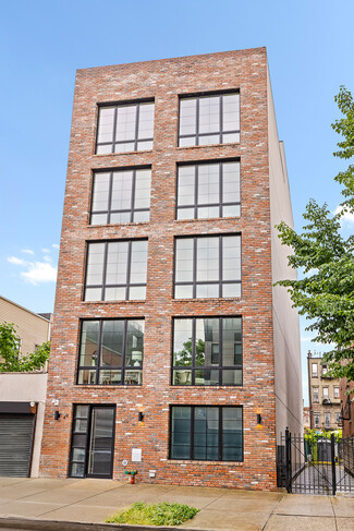 More details for 40 Schaefer St, Brooklyn, NY - Residential for Sale