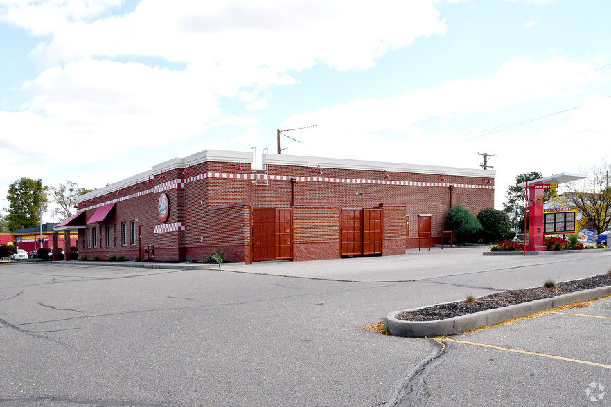 2949 Dixie Hwy, Hamilton, OH for sale - Building Photo - Image 2 of 4