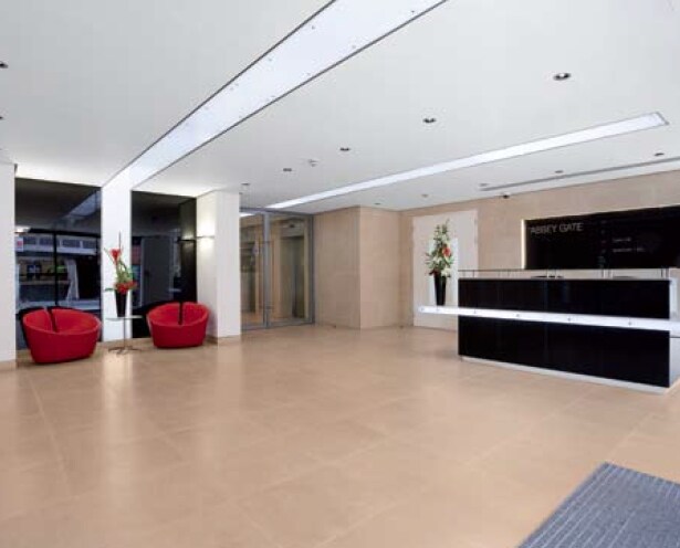 57-75 Kings Rd, Reading for sale - Lobby - Image 1 of 1