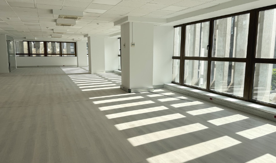 Office in Madrid, Madrid to rent Interior Photo- Image 1 of 3