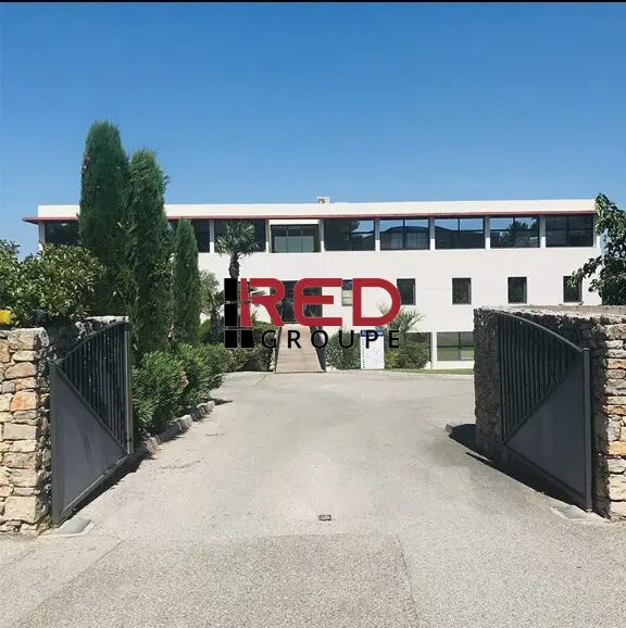 Office in LES MILLES to rent Building Photo- Image 1 of 4