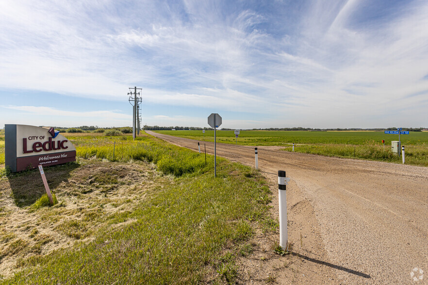 74th St & 50th Ave, Leduc, AB for rent - Building Photo - Image 2 of 3