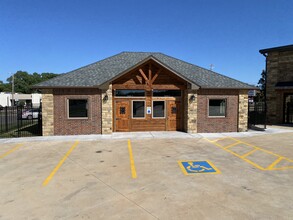 7800 NW 94th, Oklahoma City, OK for rent Building Photo- Image 1 of 22