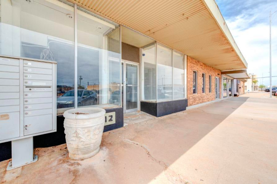 1412-1420 Texas Ave, Lubbock, TX for rent - Building Photo - Image 2 of 9