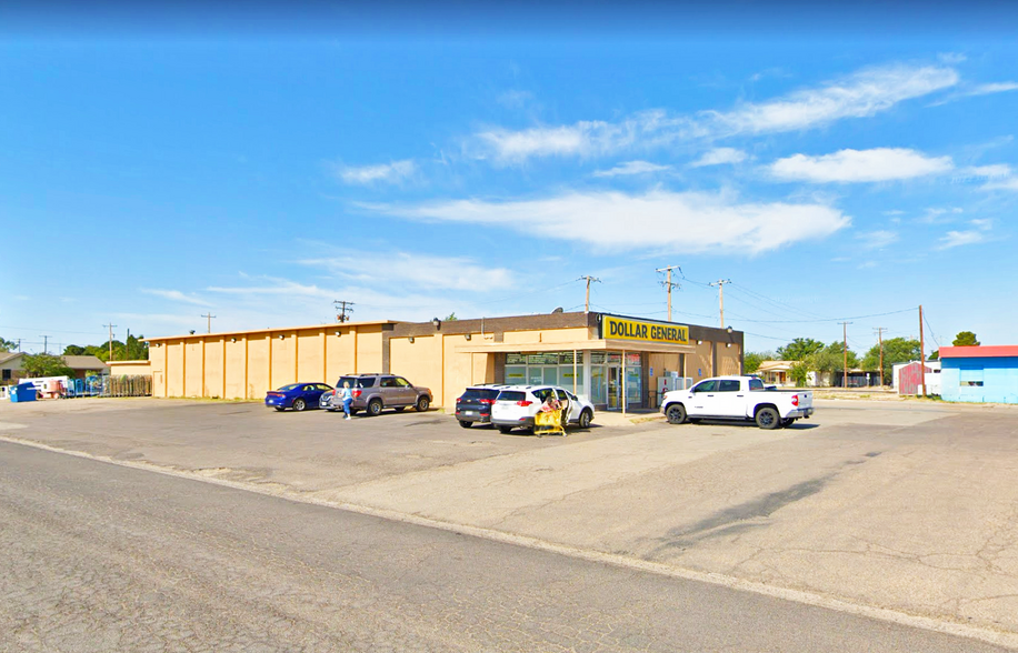 1001 W Dickinson Blvd, Fort Stockton, TX for sale - Building Photo - Image 2 of 4