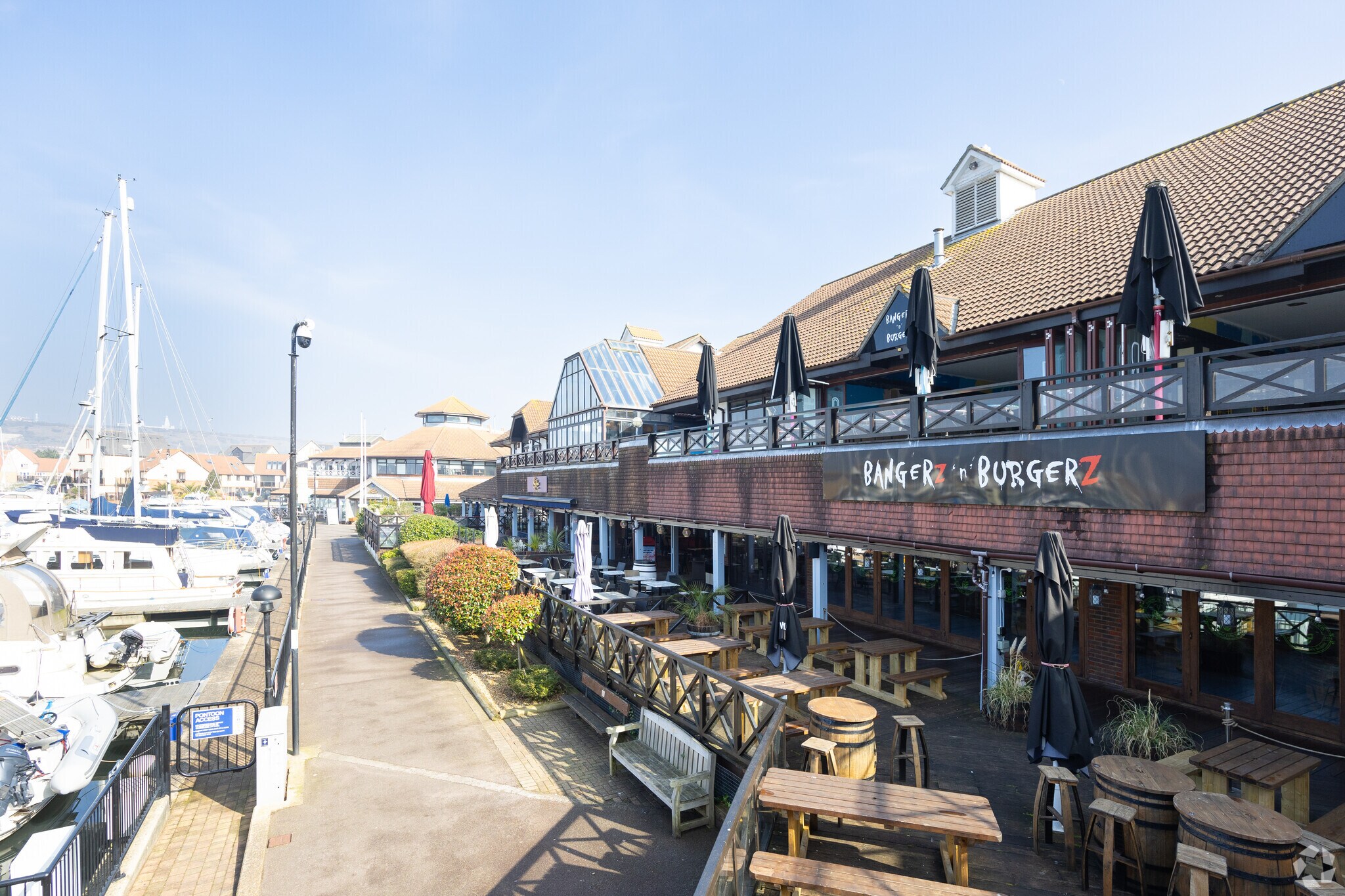 1-40 The Boardwalk, Portsmouth for sale Primary Photo- Image 1 of 1