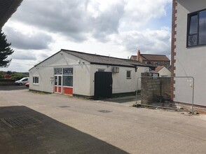 London Rd, Warmley for rent Building Photo- Image 1 of 6