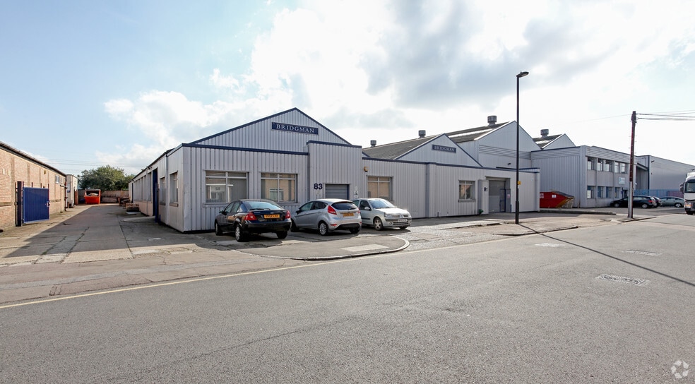 81-83 Lockfield Ave, Enfield for sale - Building Photo - Image 2 of 2