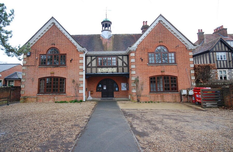 The Croft, Hungerford for sale - Primary Photo - Image 1 of 1