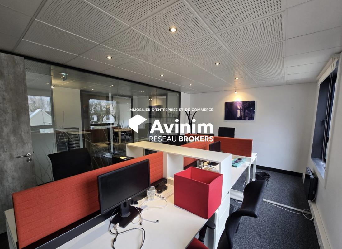 Office in Franconville for sale Interior Photo- Image 1 of 6