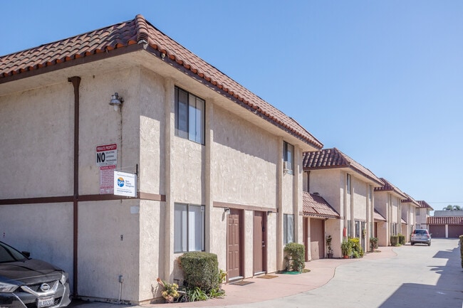 More details for 7246 Petrol St, Paramount, CA - Build-to-Rent for Sale