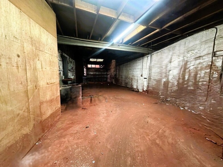 Mill Ln, Leicester to rent - Building Photo - Image 2 of 3