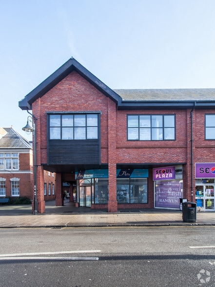 30A High St, New Malden to rent - Building Photo - Image 1 of 11