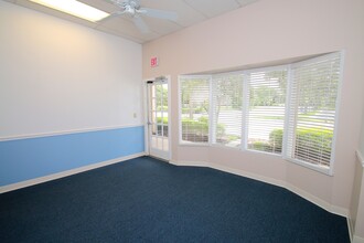 110-210 Wilshire Blvd, Casselberry, FL for rent Building Photo- Image 2 of 7