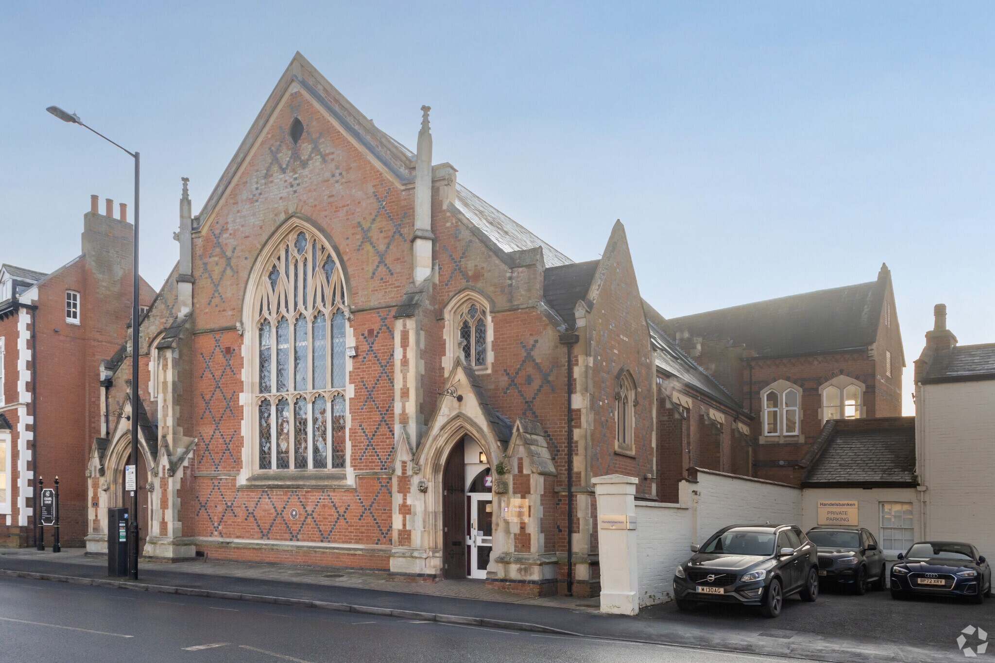 42 Holly Walk, Leamington Spa for sale Primary Photo- Image 1 of 1