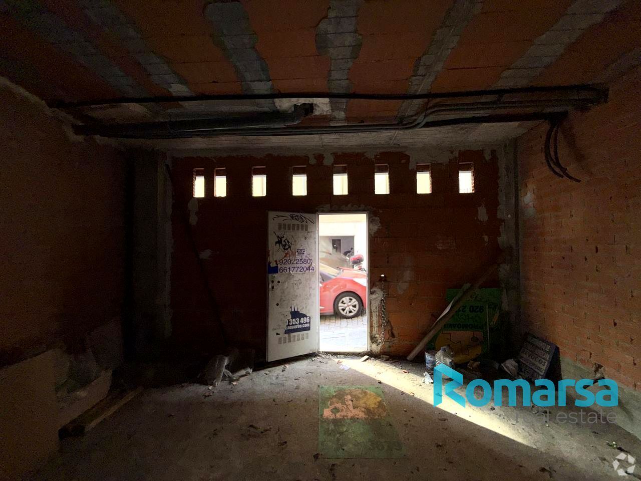 Retail in Ávila, Ávila to rent Interior Photo- Image 1 of 8