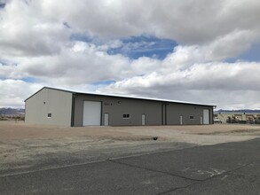 1053 Lovelock Ave, Lovelock, NV for rent Building Photo- Image 1 of 4