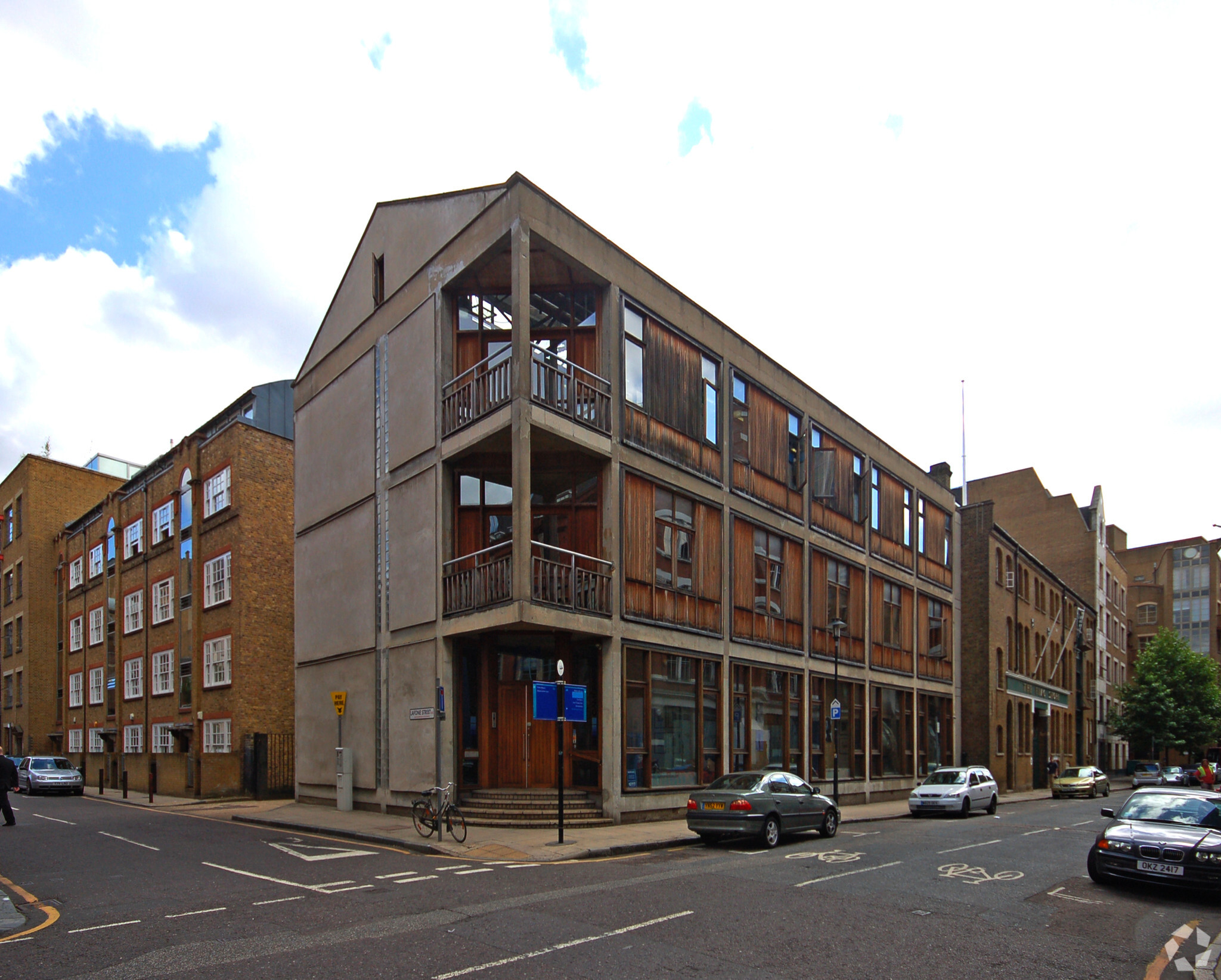 20-21 Queen Elizabeth St, London for rent Building Photo- Image 1 of 15