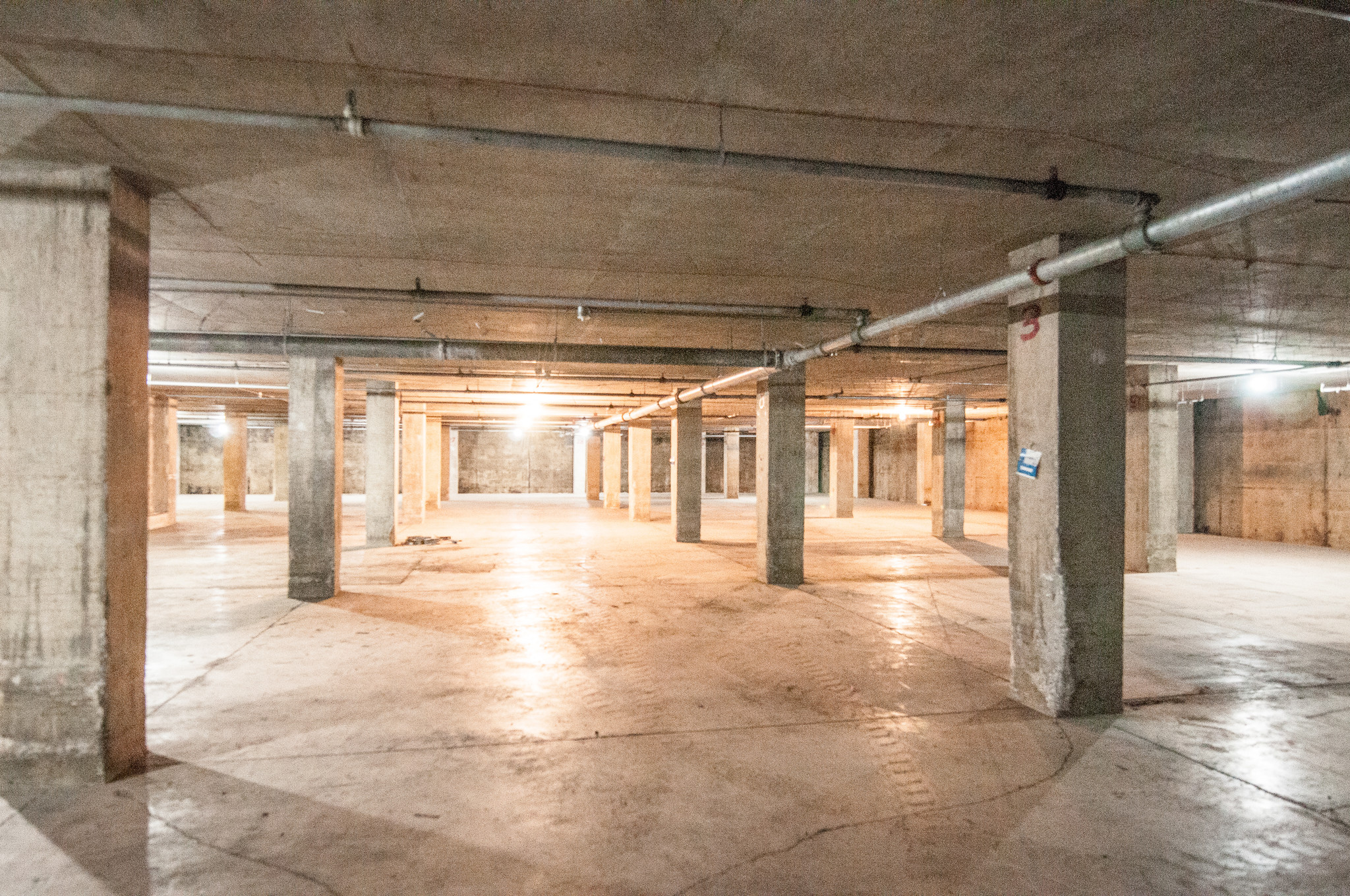 501 N Main Ave, Springfield, MO to rent Interior Photo- Image 1 of 3