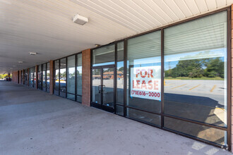 1-196 Penn Mart Shoppnig Ctr, New Castle, DE for rent Building Photo- Image 1 of 4