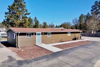 650 N Saint Helen Rd, Saint Helen, MI for sale Building Photo- Image 1 of 1