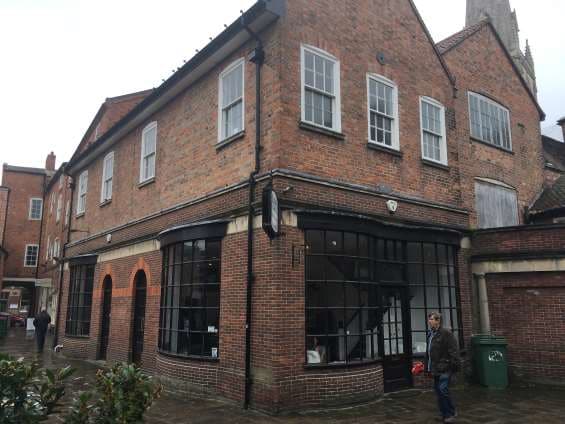 2-3 Queens Head Ct, Newark for sale - Building Photo - Image 2 of 21