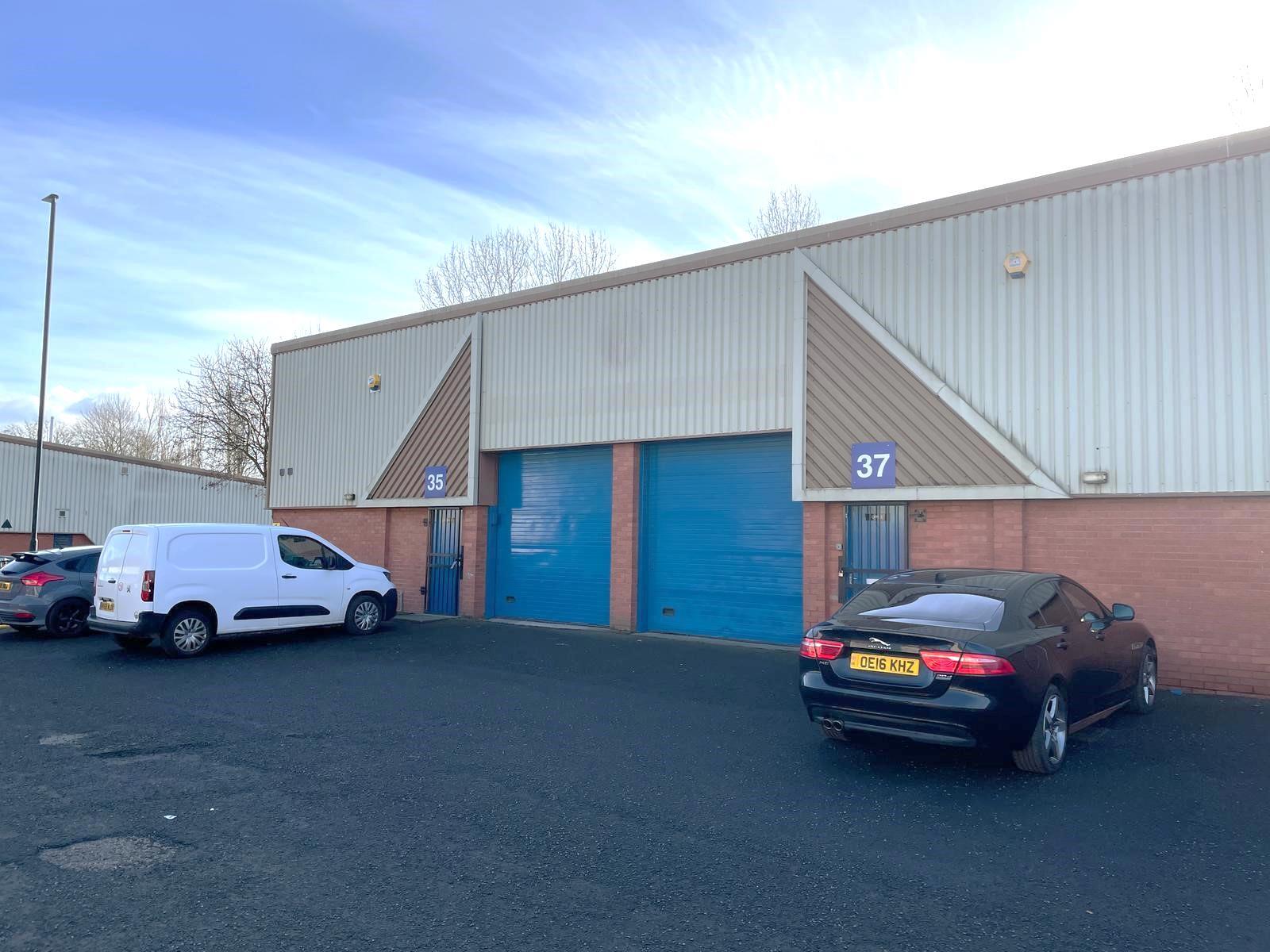 Invincible Dr, Newcastle Upon Tyne to rent Building Photo- Image 1 of 2